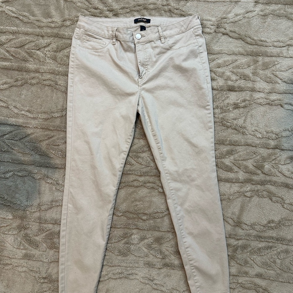 Refuge Women's Light Beige Skinny Jeans